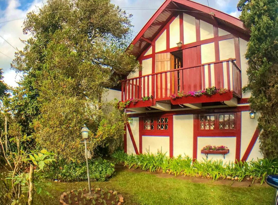 Willa Chale Com Lareira E Wi-Fi Em Campos Do Jordao - Sp Zewnętrze zdjęcie